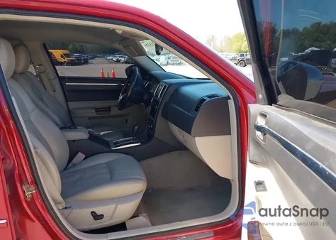 2007 Chrysler 300C z USA, uszkodzony, nr VIN 2C3KA63H07H658647